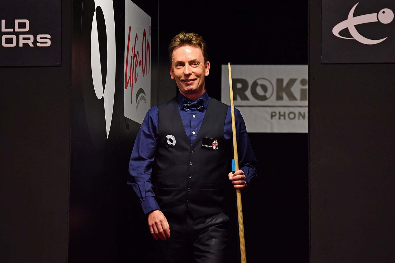 我们仍走在 我们仍走在