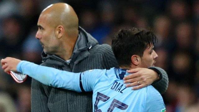 这对他的 这对他的