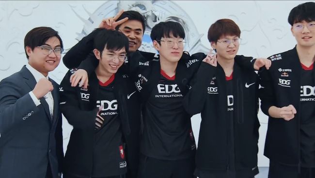 雅得勝利的 雅得勝利的