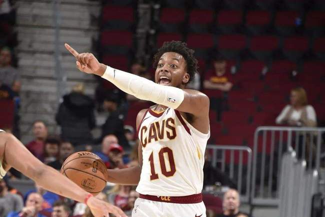 下呈现出耀 下呈现出耀