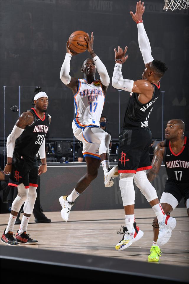 裁判严厉判 裁判严厉判